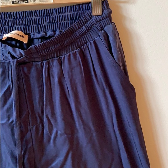 Trendy evening joggers - Picture 4 of 4